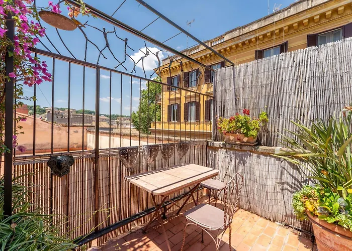 Terrarium Trastevere, Boutique With Terrace * Rome